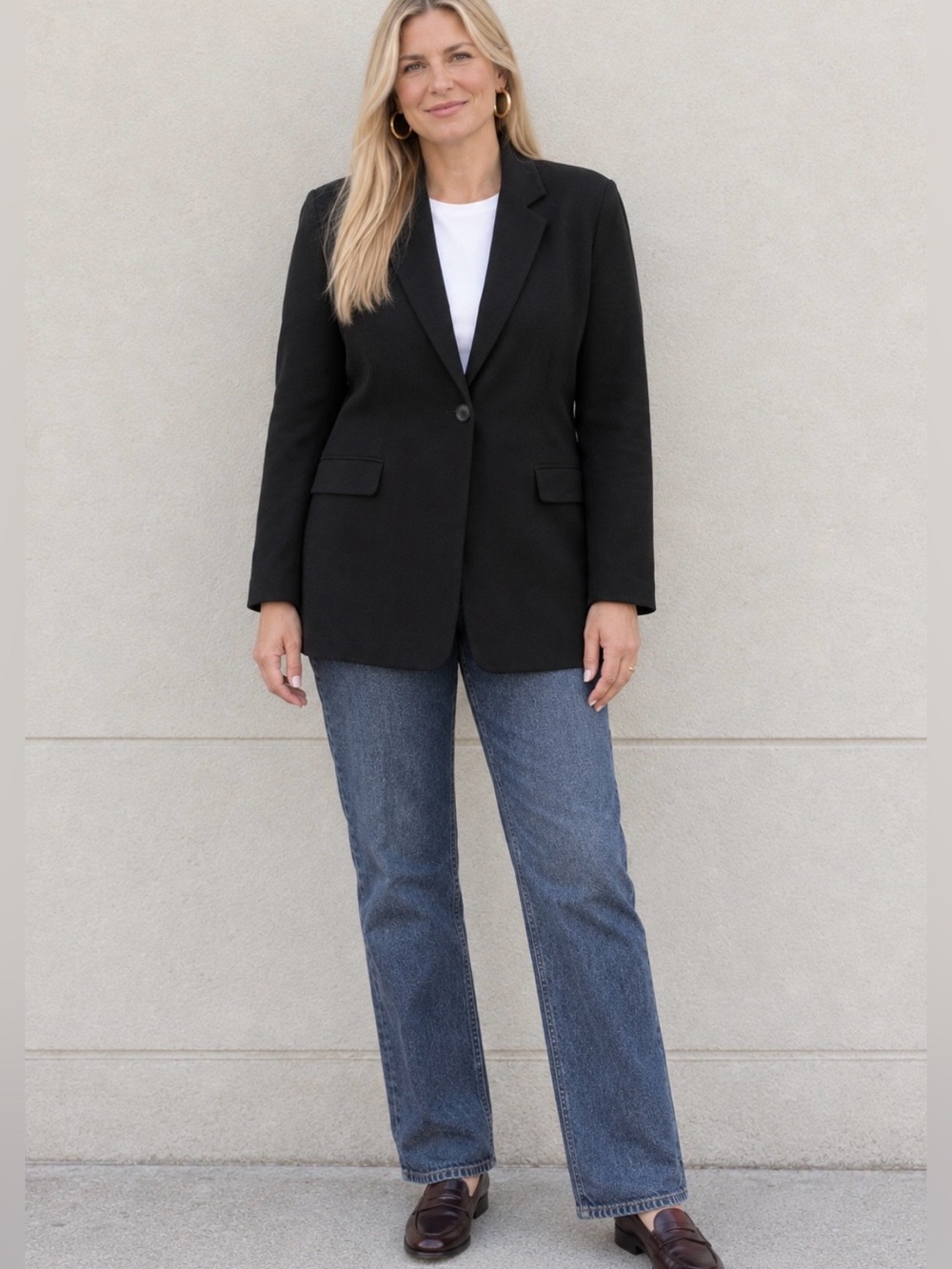 T TAHARI Woman Dark Black Soft Knit Blazer. New withTags.